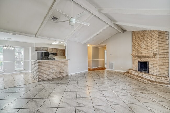 Building Photo - 6610 Rowell Ct