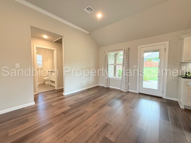 Building Photo - For Lease | Bixby | Available Now!