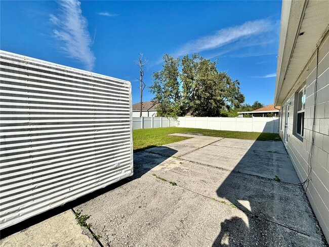Building Photo - 913 Nancy Ct