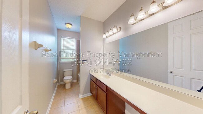 Building Photo - 112 Woodfield Ln