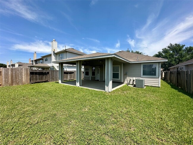 Building Photo - 11023 KNOBBLEY Oak Ct