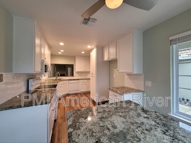 Building Photo - 5628 Bolton Way