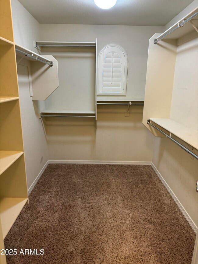 Building Photo - 11009 E Sutter Ave