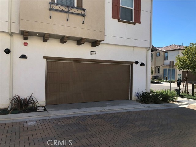 Building Photo - 40448 Calle Real