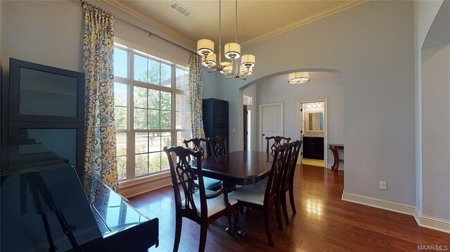 Building Photo - 9131 Thetford Way