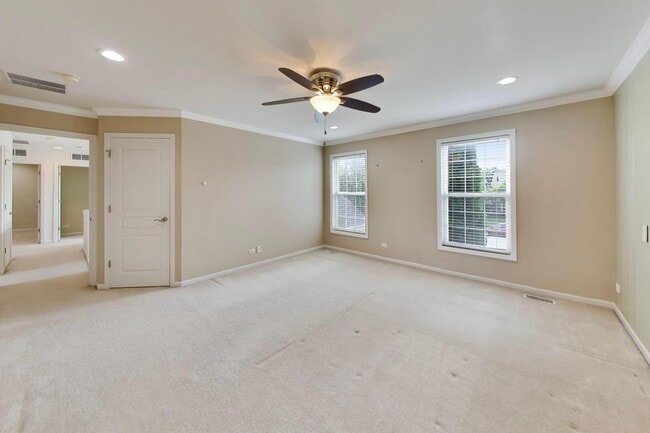 Building Photo - 501 Tuscany Dr