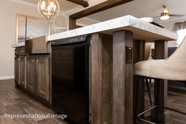 Building Photo - Knoxville 37920 - 3 bedroom 2 bath - call ...