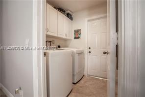 Building Photo - 777 Tanglewood Cir