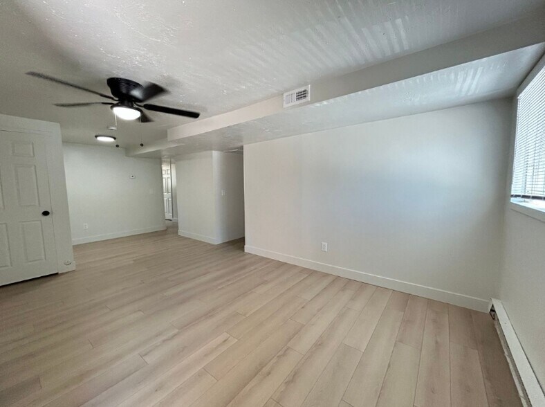 Building Photo - 8583 S 40 E