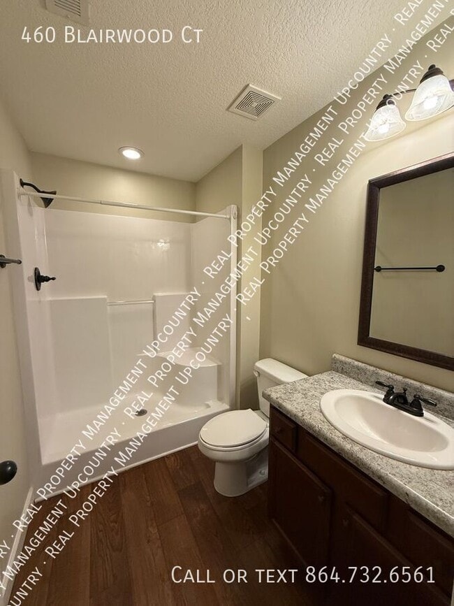 Building Photo - 460 Blairwood Ct