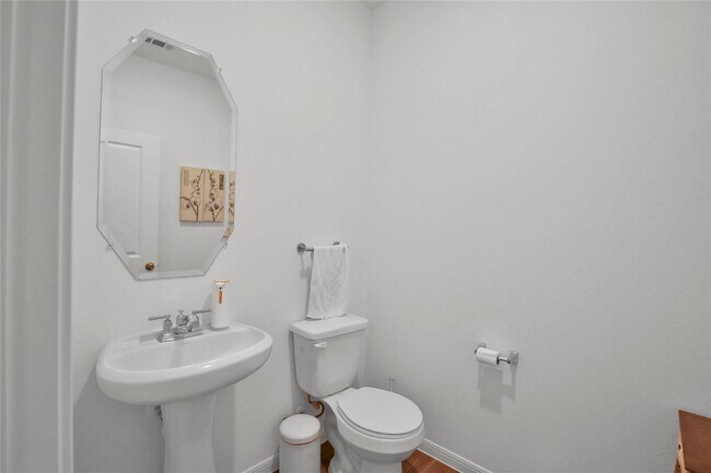 Building Photo - 234 Pine cavern dr