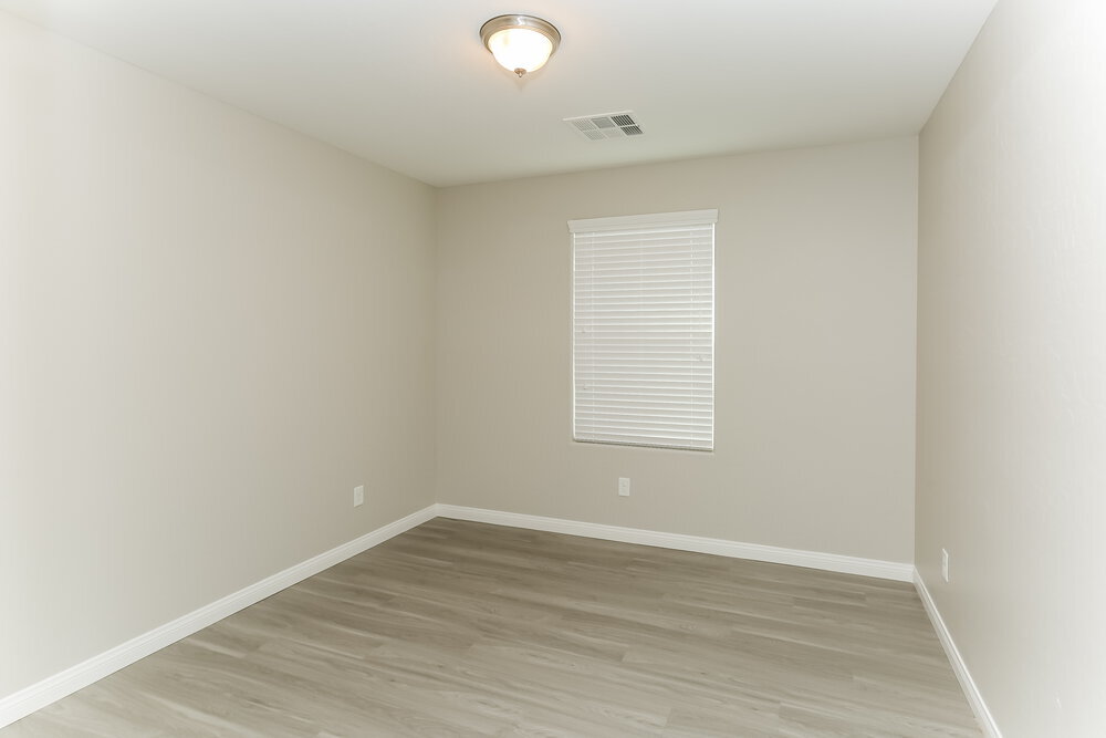 Building Photo - 9328 Golden Lad Ave