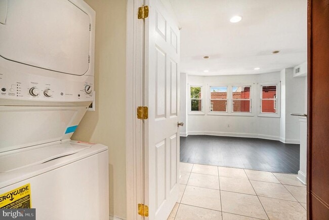 Building Photo - 2027 N 15th St