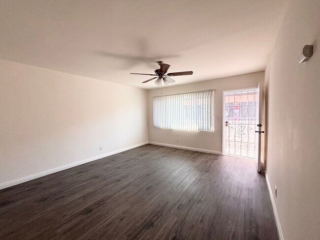 Interior Photo - loma251