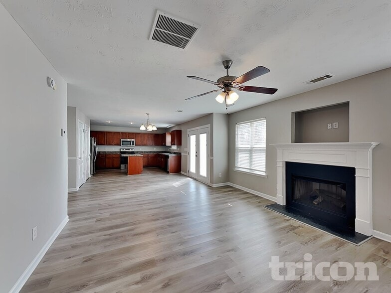 Building Photo - 1289 Avington Glen Dr SE