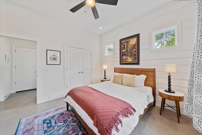 Building Photo - 1307 Fort Branch Blvd