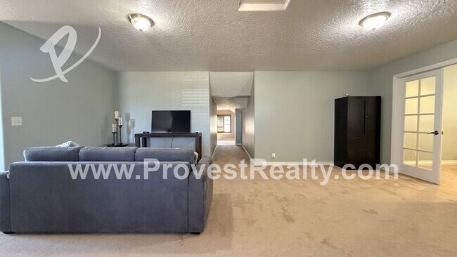 Building Photo - 10281 Whitehaven St