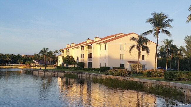 Building Photo - 4436 NE Ocean Blvd