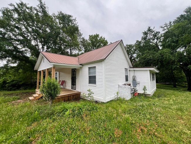 Primary Photo - 2306 Spring Rd