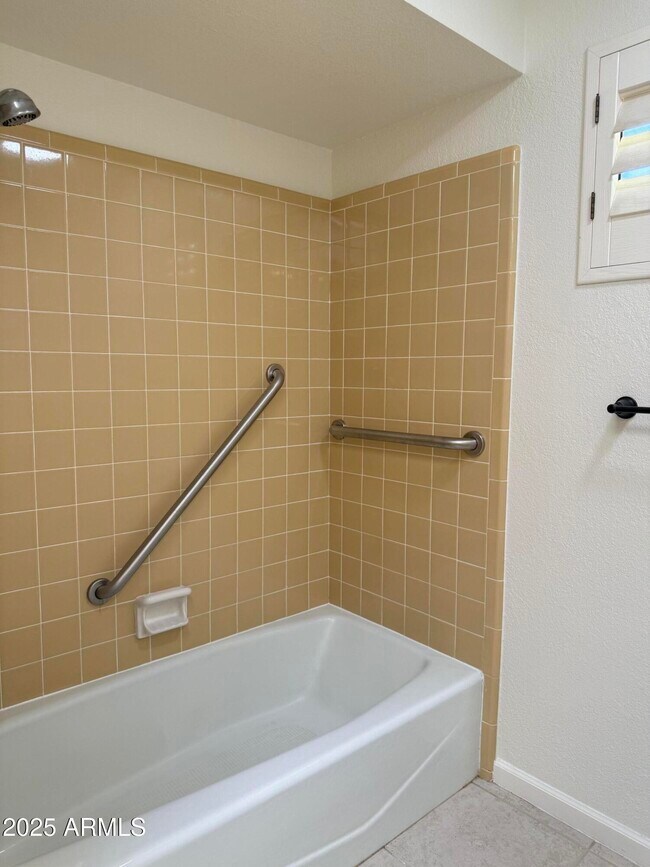 Building Photo - 12323 E Appaloosa Pl