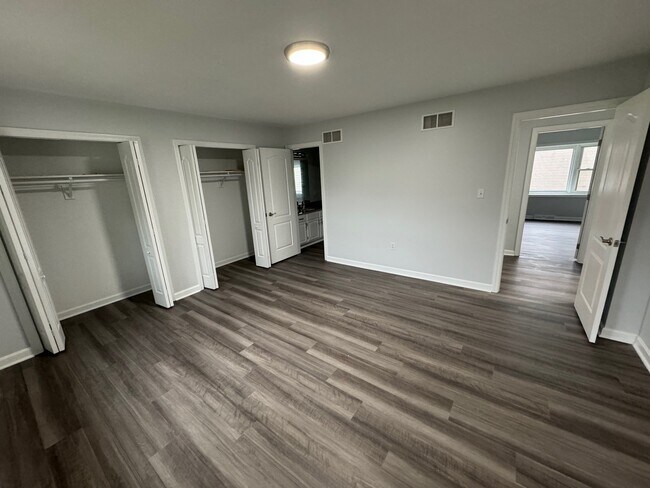 Building Photo - 230 Chesna Dr