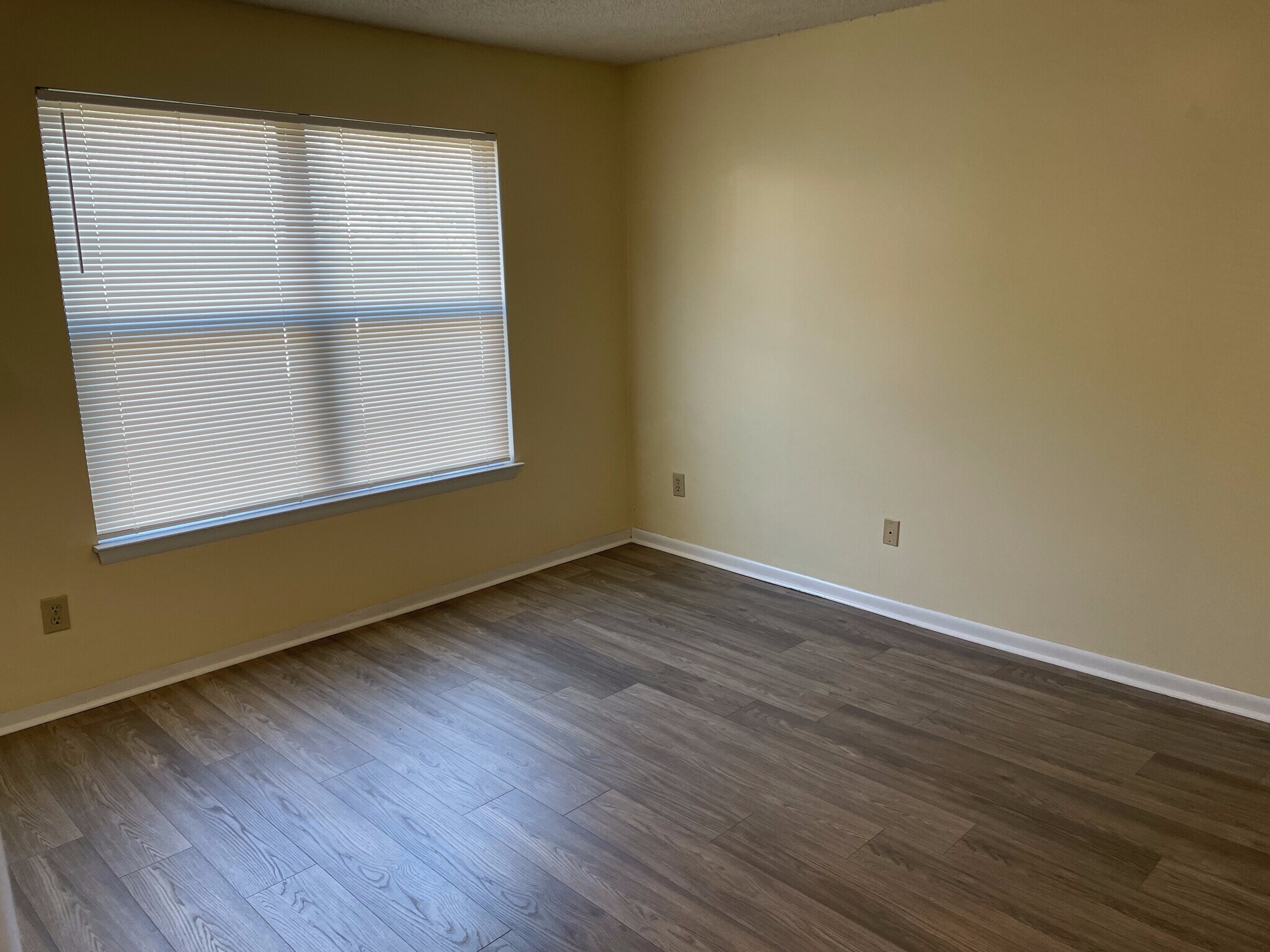 Building Photo - 149 Windsor Castle Dr