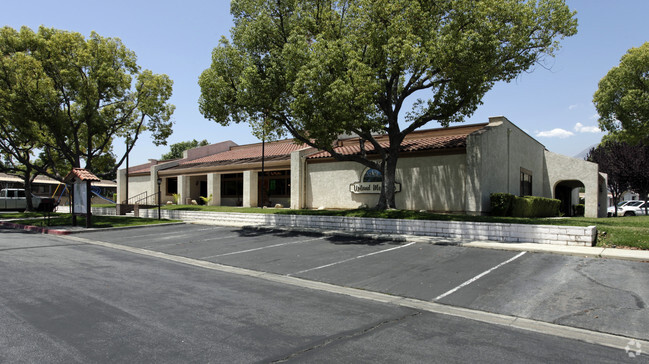Primary Photo - Upland Meadows