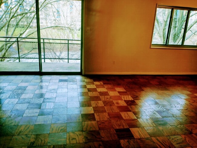 Building Photo - 10224 Rockville Pike