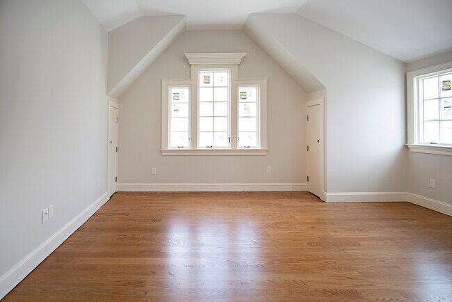 Bedroom - 119 Washington St