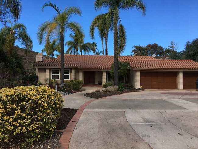 Building Photo - 3317 Vista Rocosa