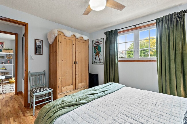 Building Photo - 5717 N 18th St