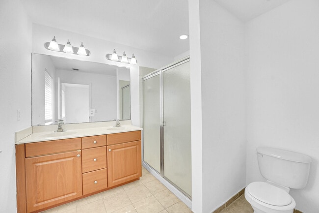 Building Photo - 1213 Lucaya Dr