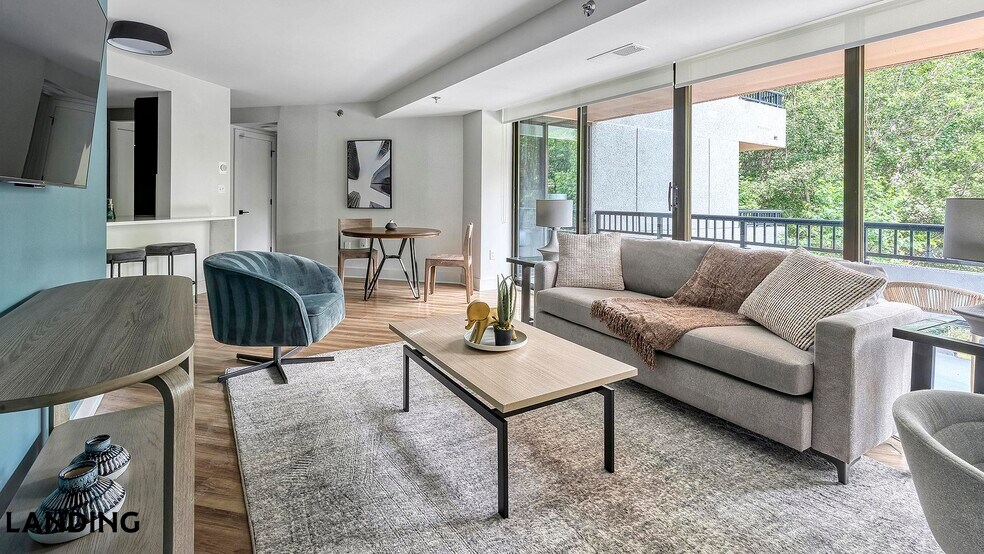 Building Photo - 1550 Clarendon Blvd