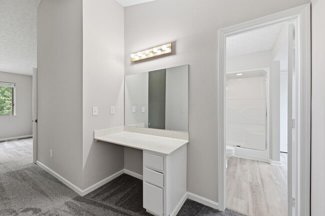 Building Photo - 205 Brownsfell Dr