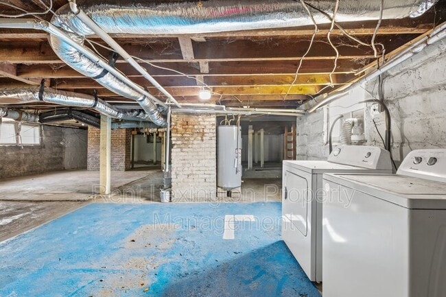 Building Photo - 602 E Jackson St