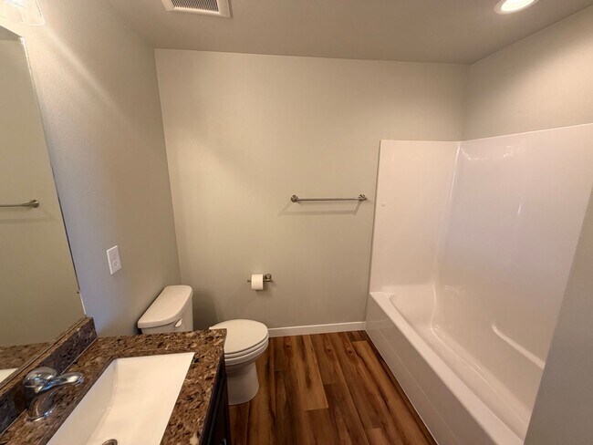 Building Photo - 13817 W Redding Dr