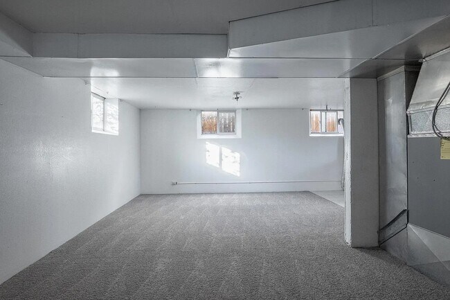 Building Photo - Charming Platt Park Home!