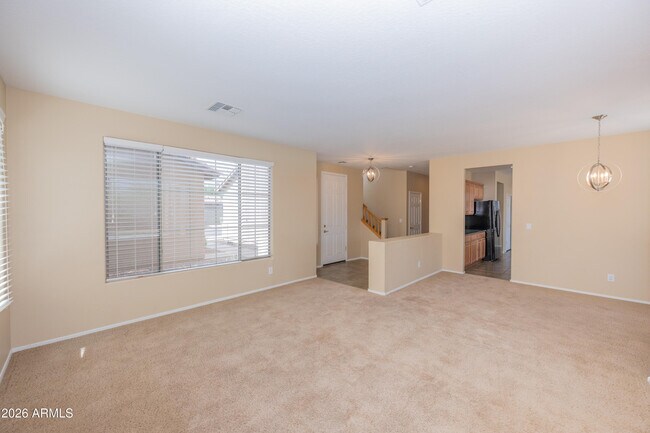 Building Photo - 2023 W Shackleton Dr