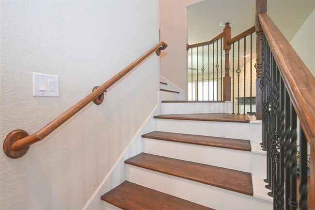 Building Photo - 10107 Forrester Trail