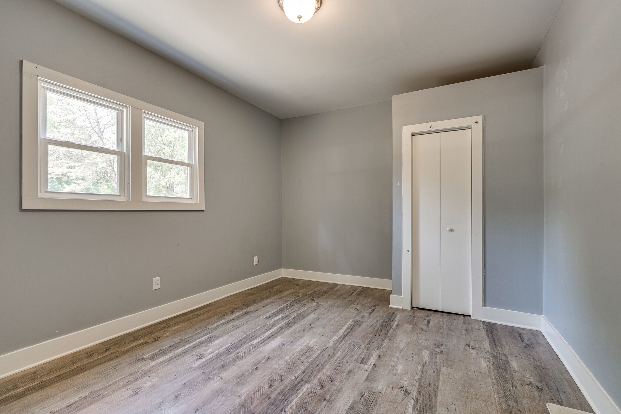 Building Photo - 279 Stones River Rd