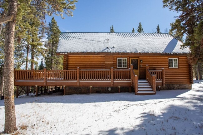 Building Photo - Stunning Fairplay Cabin available now for ...