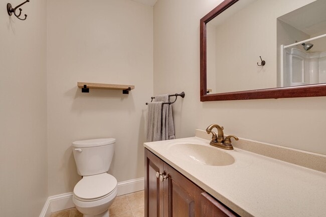 Building Photo - Charming 2 Bedroom 2 Bath Home In The Heart Of Downtown Mebane With Massive Fenced In Yard!!