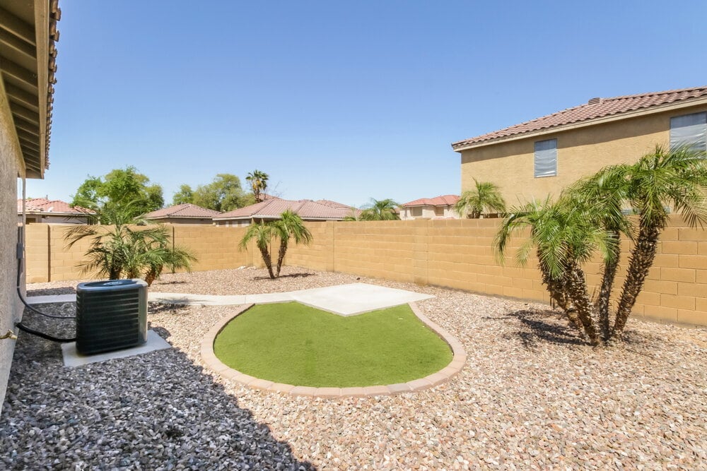 Building Photo - 6079 S Wilson Dr