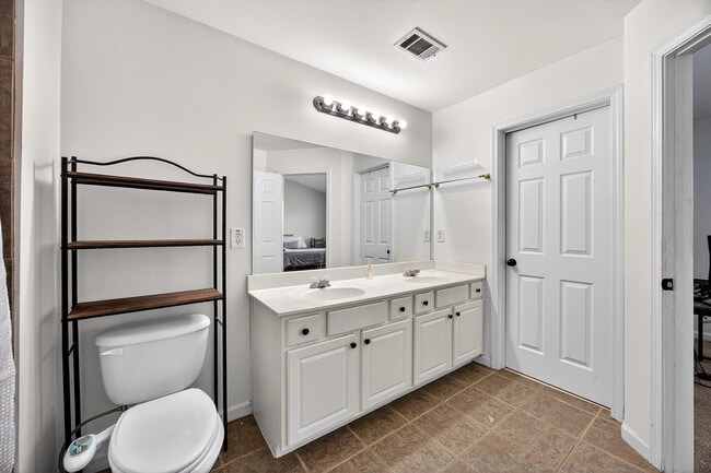 Building Photo - 1646 Austin Meadows Dr