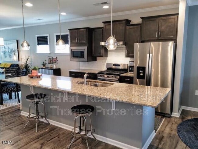 Building Photo - 520 Turnstone Dr