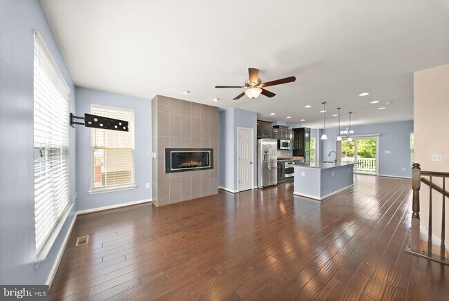 Building Photo - 11845 Lake Baldwin Dr