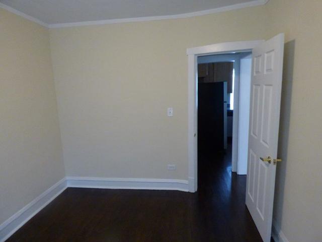 Building Photo - 3217 N Linder Ave