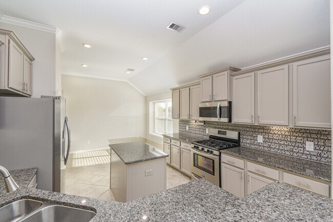 Building Photo - 9403 Briscoe Bend Ln