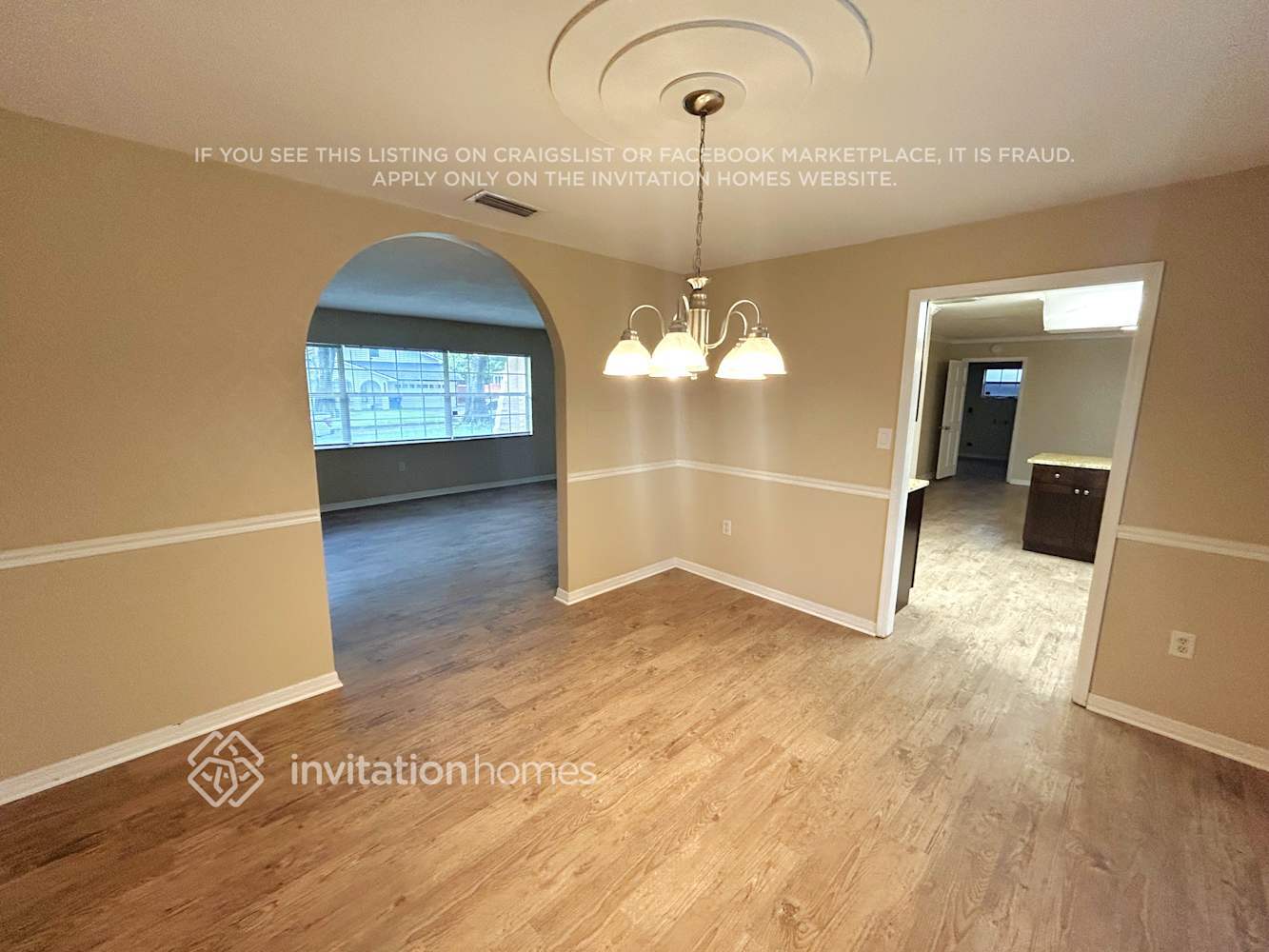 Building Photo - 4407 Orangewood Loop E