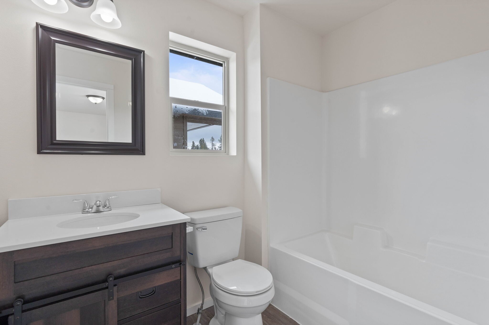 master bath - 9109 W Winona Rd